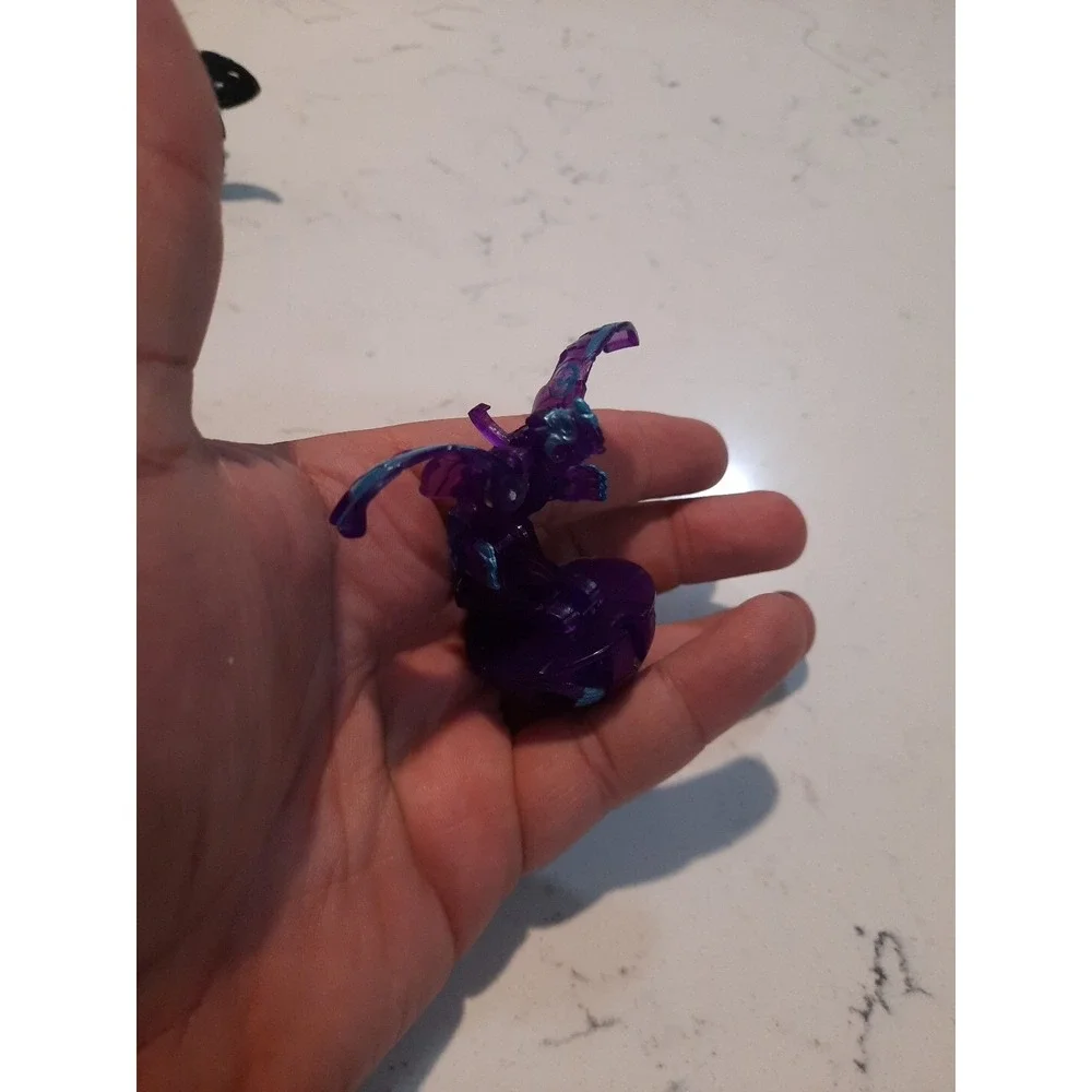 Lot Of 18 Bakugan Different